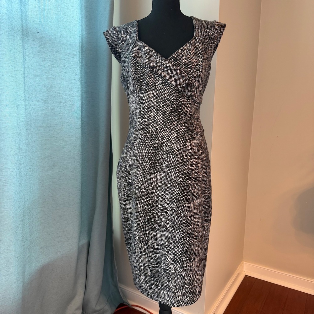 White House Black Market Sheath Dress Womens 8 Black White Dotted Cap Sleeve